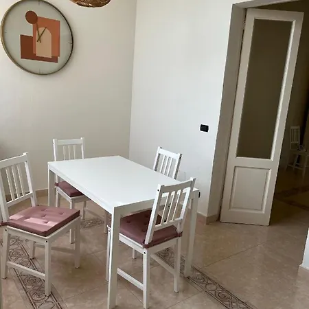 A 2 Passi Dal Mare Ii - Grazioso Trilocale A * Locri